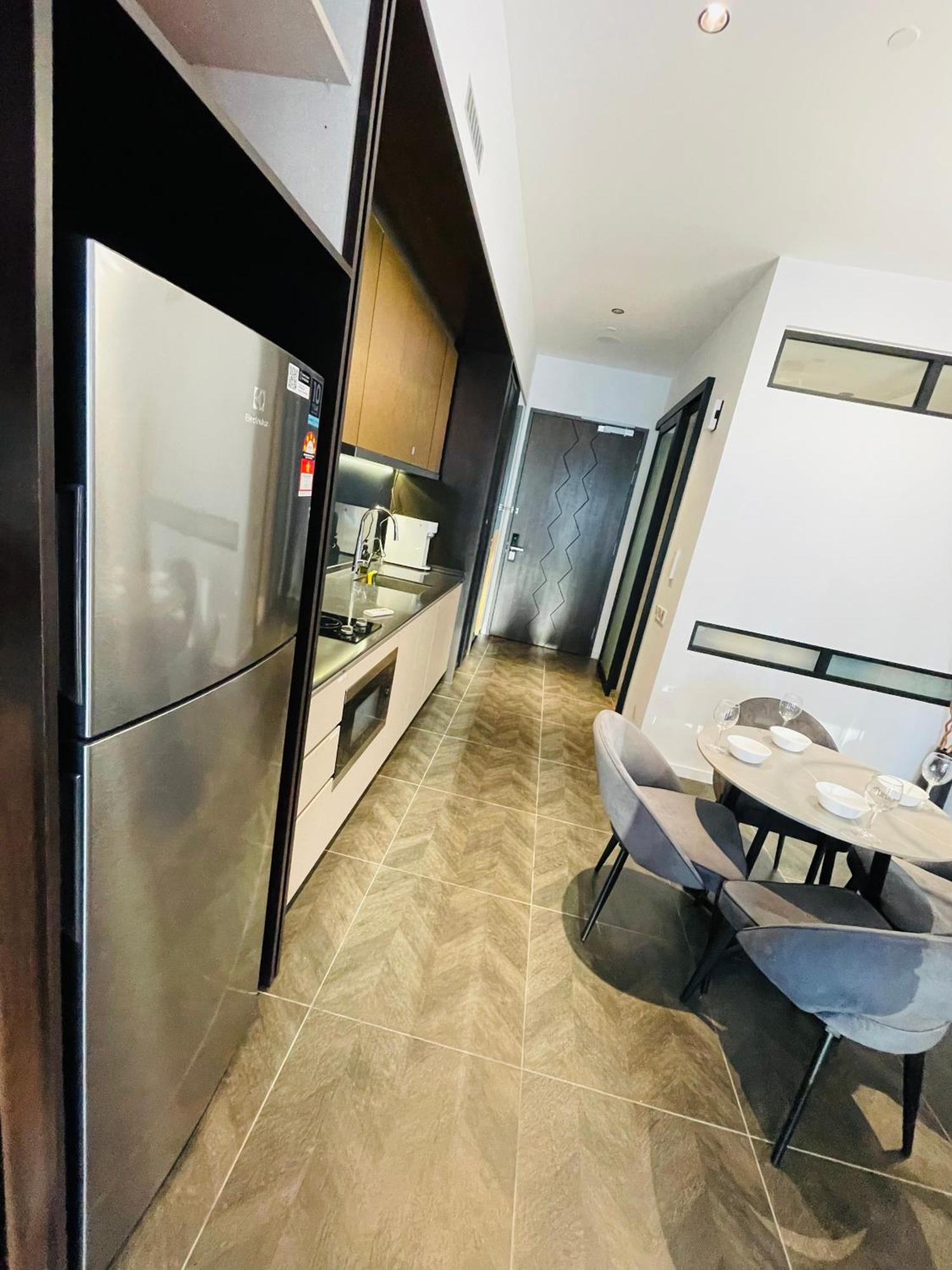 Scarletz Suites Klcc By Gc Luxury Suites Kuala Lumpur Ngoại thất bức ảnh